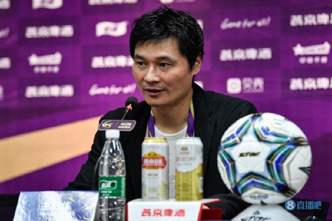 左路定位球开到禁区金玟哉头球摆渡门前凯恩头球破门，拜仁2-0斯图加特。